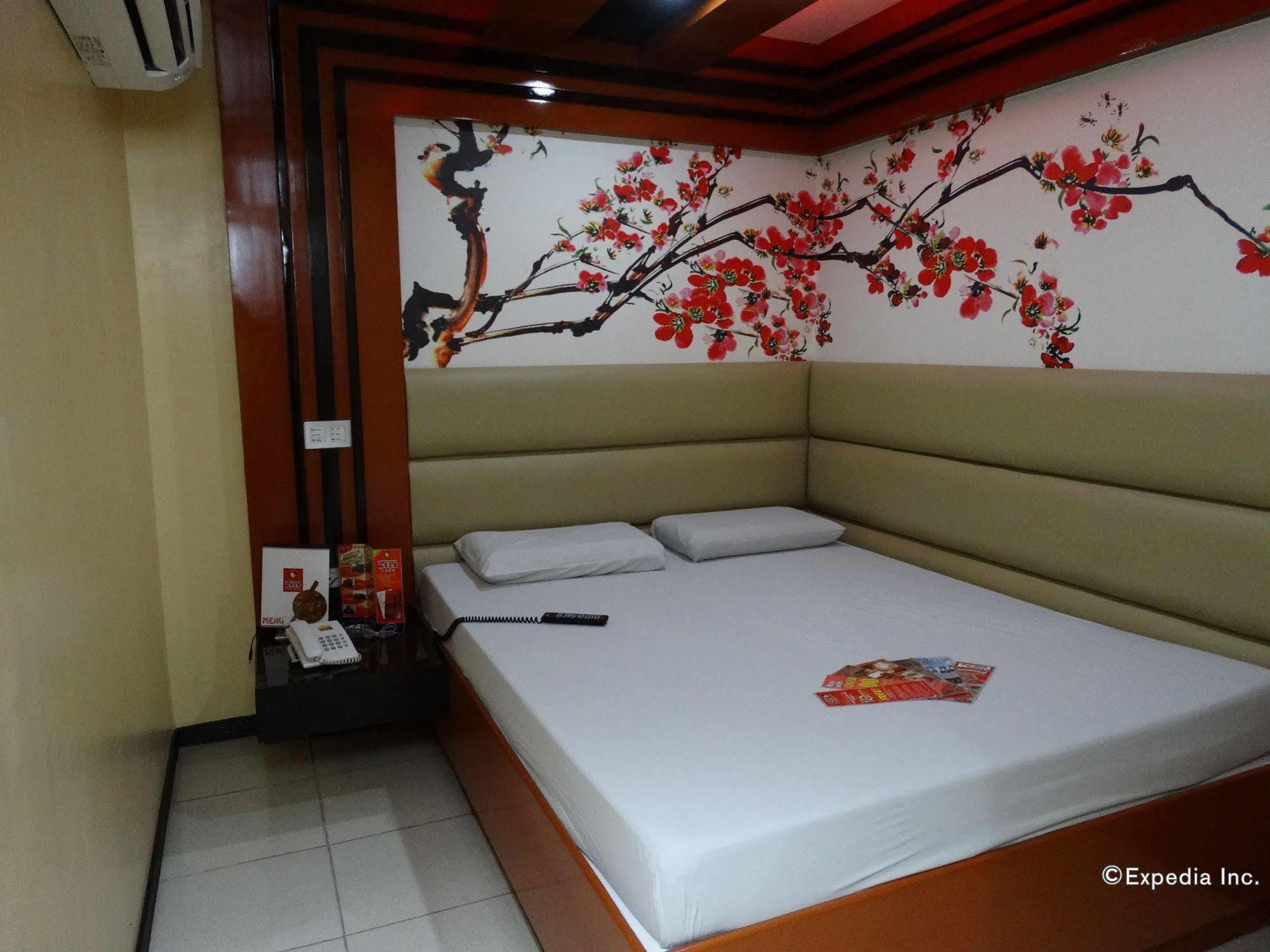 Hotel Sogo Buendia Pasay Exterior foto